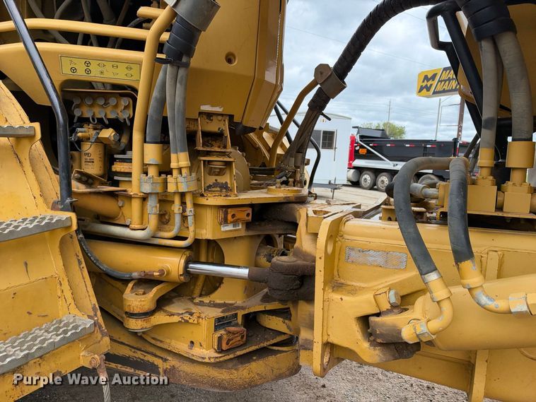 image for item EX2479 2006 Caterpillar 735 articulated haul truck