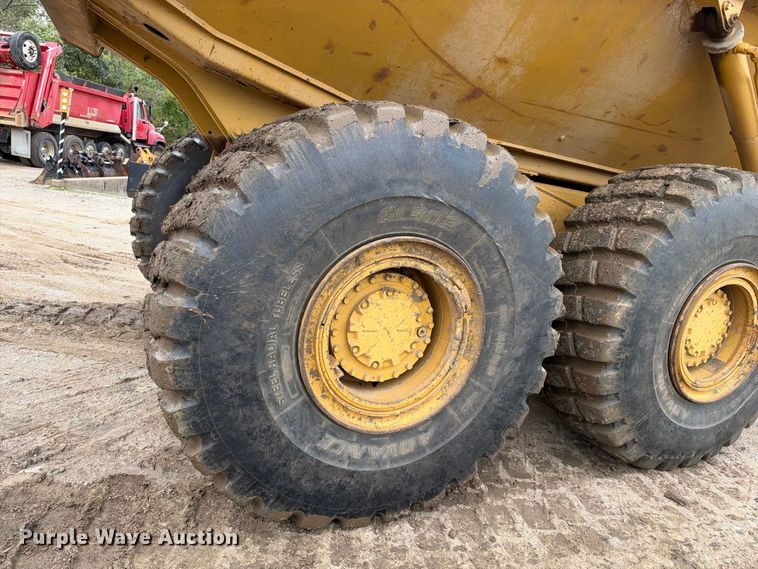 image for item EX2479 2006 Caterpillar 735 articulated haul truck