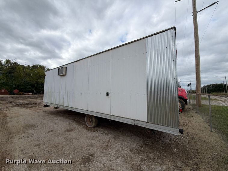 image for item EX2482 2000 TSI office trailer