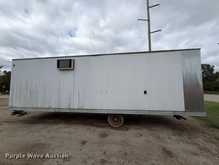 image for item EX2482 2000 TSI office trailer