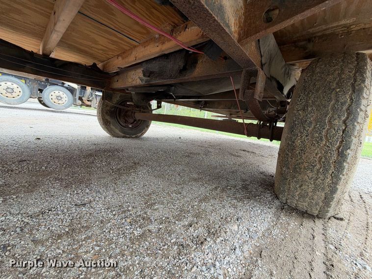 image for item EX2482 2000 TSI office trailer