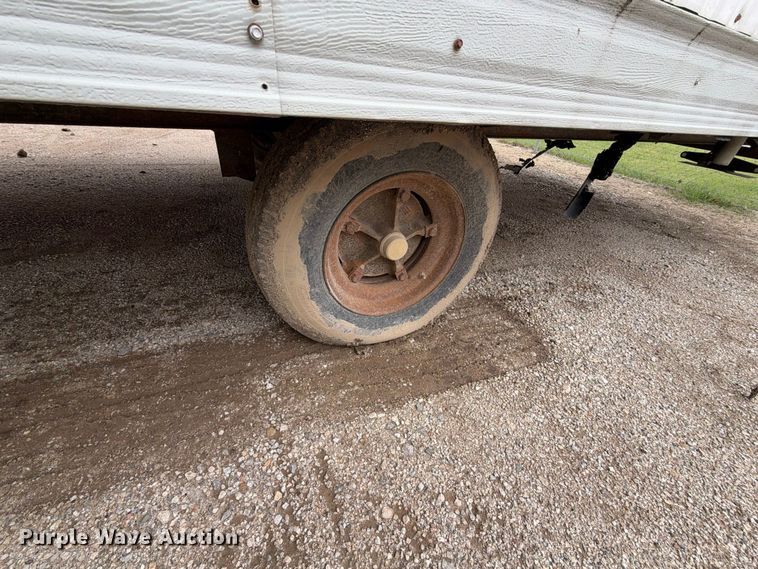 image for item EX2482 2000 TSI office trailer