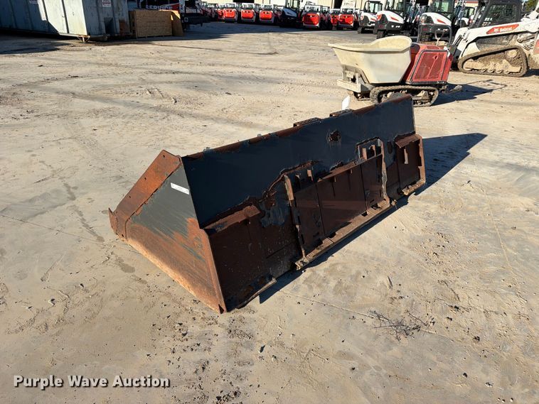 image for item EX4402 Skid steer bucket
