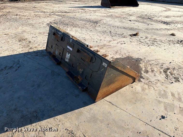image for item EX4403 Skid steer bucket