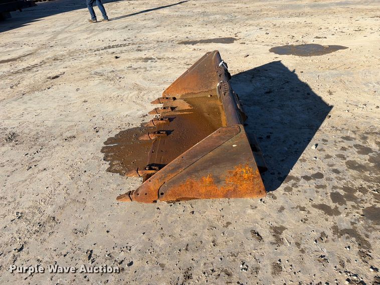 image for item EX4404 Skid steer bucket