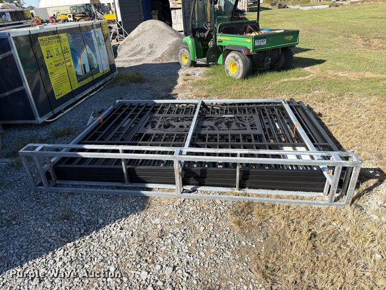 image for item EX4416 (2) KJ K0720 metal gates