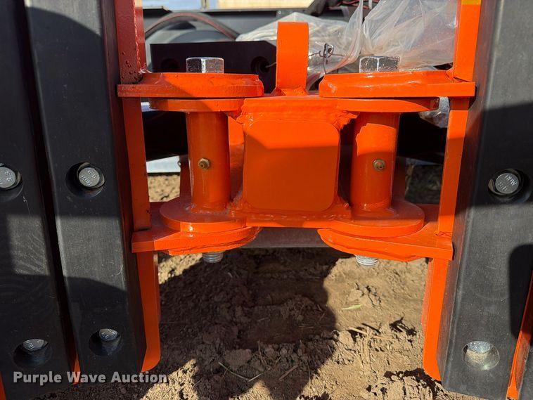 image for item EX4423 2026 Wolverine RG05 skid steer five-claw rock and tree transport attachment 
