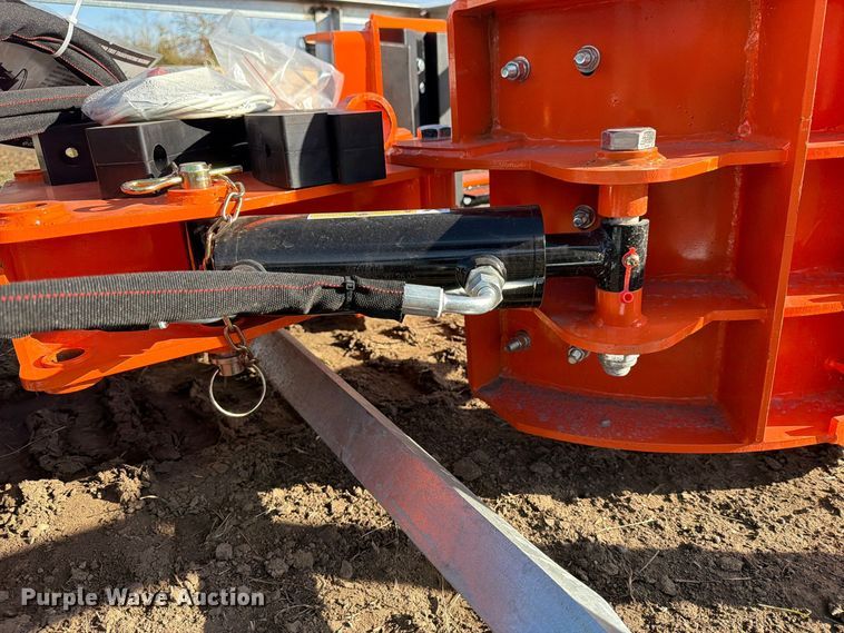 image for item EX4423 2026 Wolverine RG05 skid steer five-claw rock and tree transport attachment 