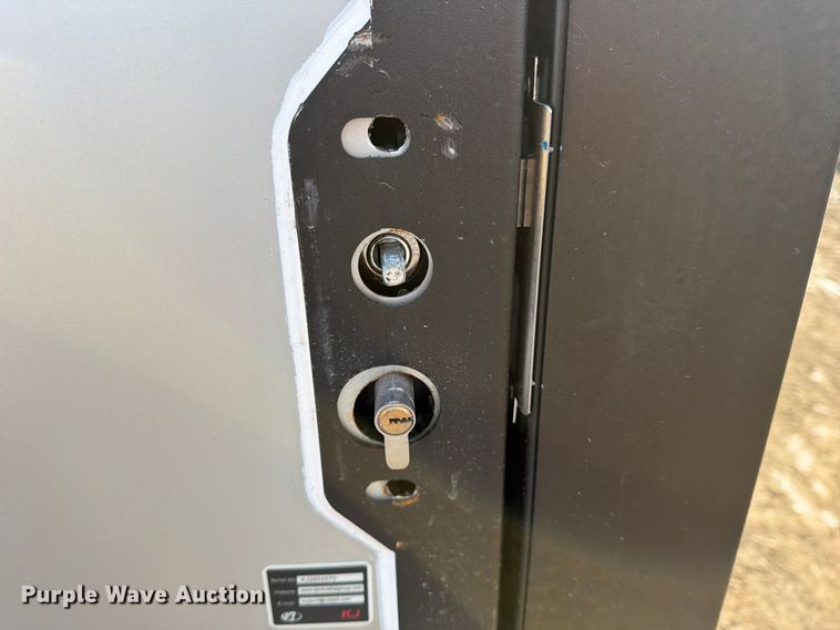 image for item EX4429 KJ K1522 portable restroom