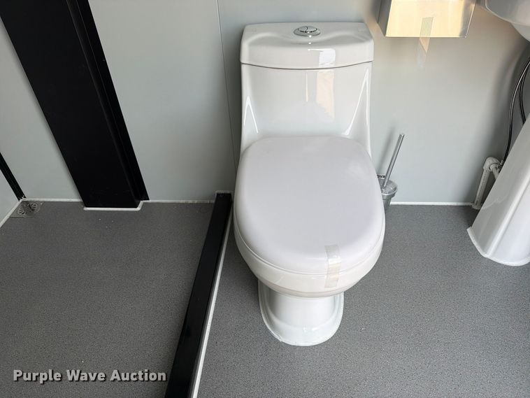 image for item EX4429 KJ K1522 portable restroom