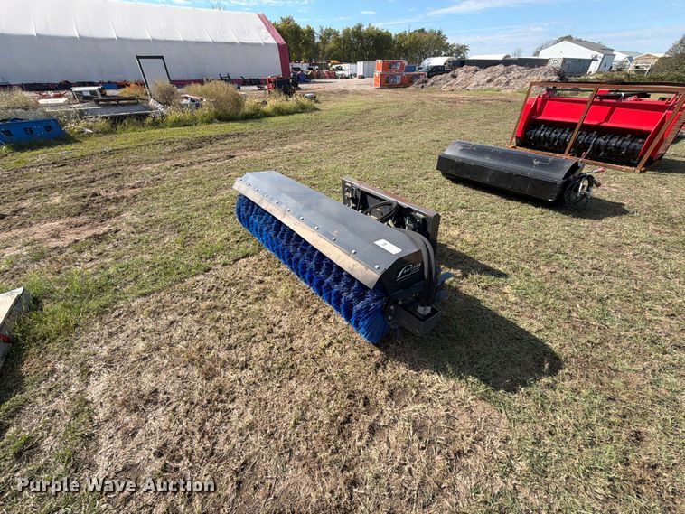 image for item EX4433 2025 Arteer ASSB-72W skid steer broom