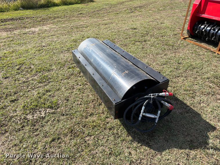 image for item EX4434 2026 GIYL VR59 skid steer vibratory roller