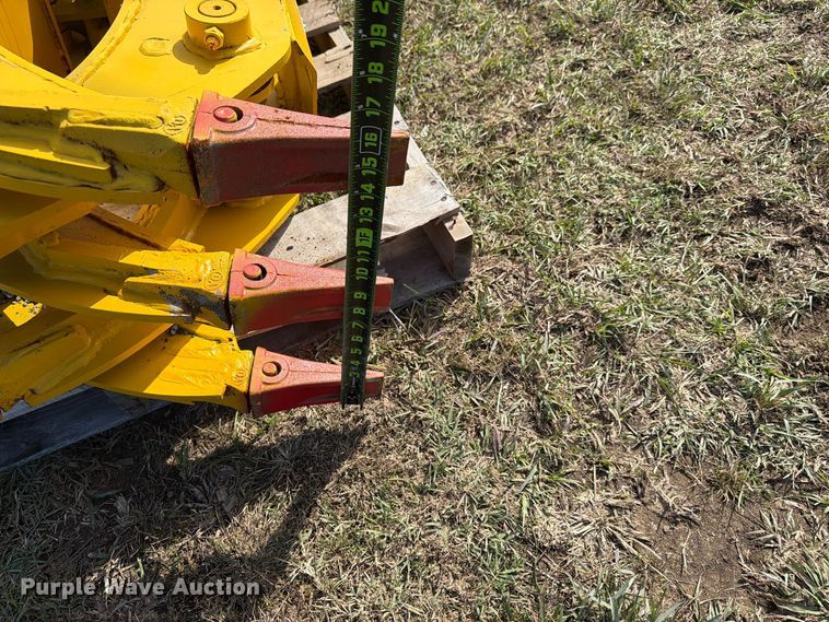 image for item EX4436 Excavator grapple