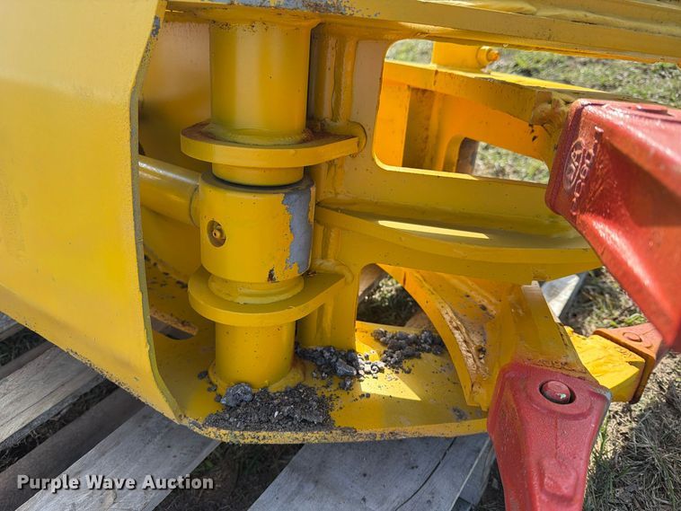 image for item EX4436 Excavator grapple