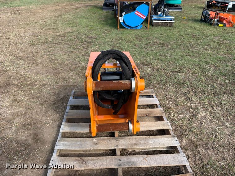 image for item EX4439 2025 Wolverine ?HP-11-8T excavator pulverizer 