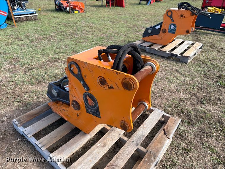 image for item EX4439 2025 Wolverine ?HP-11-8T excavator pulverizer 