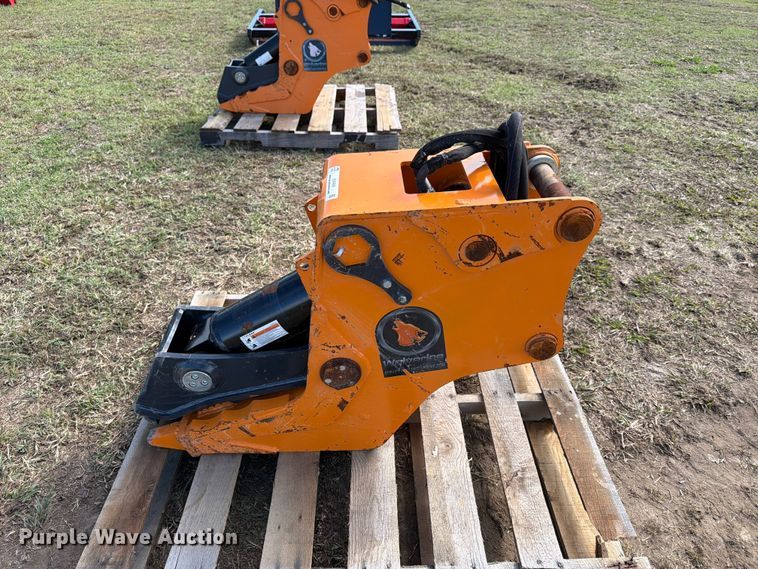 image for item EX4439 2025 Wolverine ?HP-11-8T excavator pulverizer 