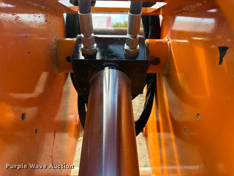 image for item EX4439 2025 Wolverine ?HP-11-8T excavator pulverizer 