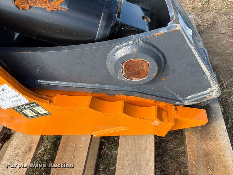 image for item EX4439 2025 Wolverine ?HP-11-8T excavator pulverizer 
