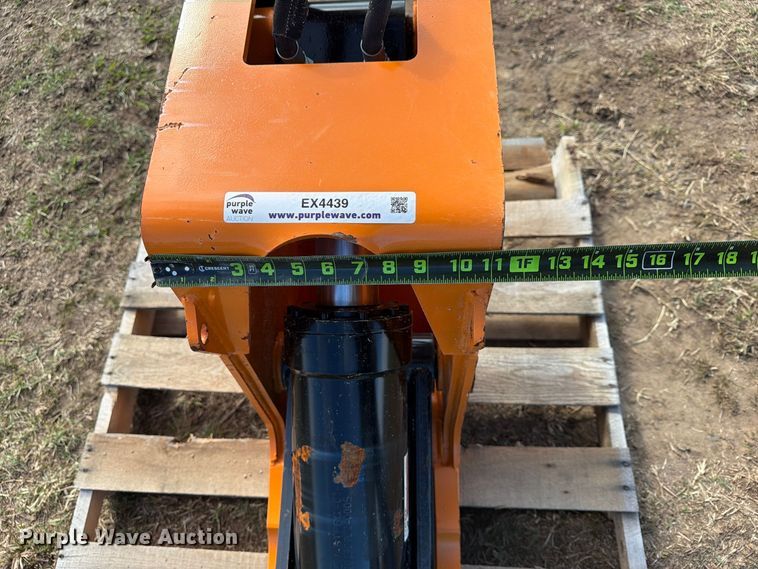 image for item EX4439 2025 Wolverine ?HP-11-8T excavator pulverizer 