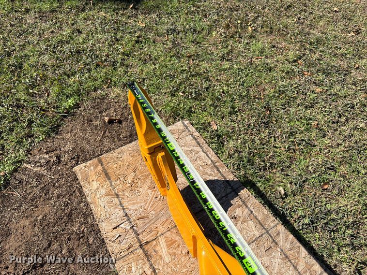 image for item EX4442 Excavator ripper tooth