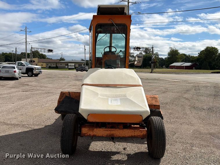 image for item EX4621 1997 Waldon Sweep Master II broom
