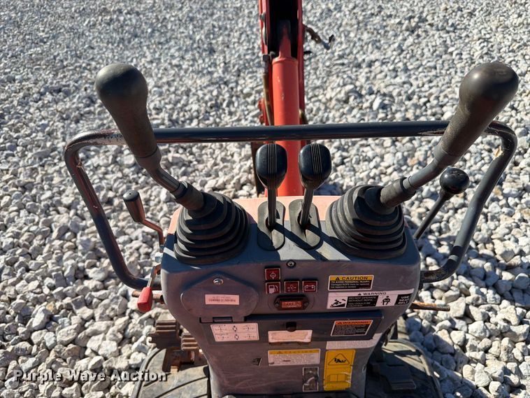 image for item EX4625 2019 Kubota K008-3 mini excavator