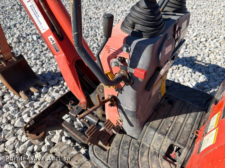image for item EX4625 2019 Kubota K008-3 mini excavator