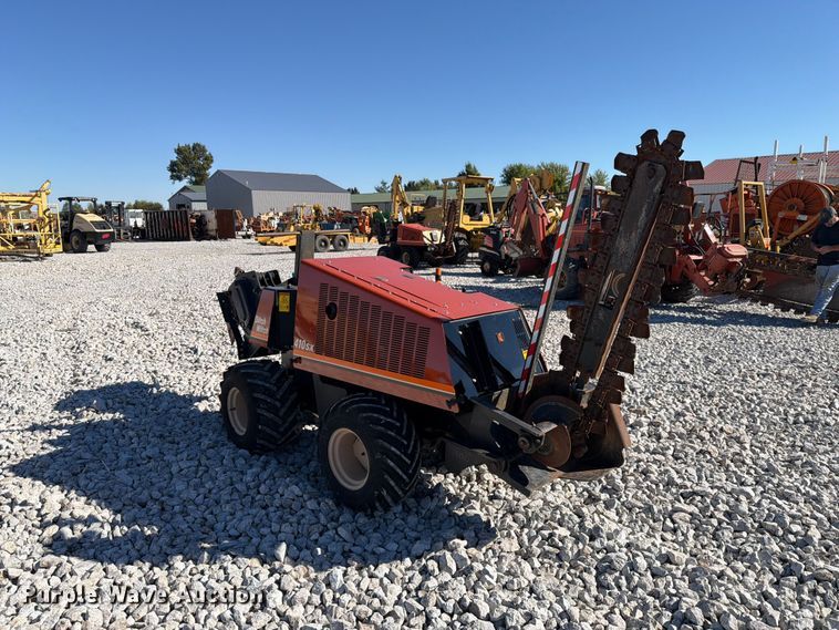image for item EX4626 2012 Ditch Witch 410SX trencher