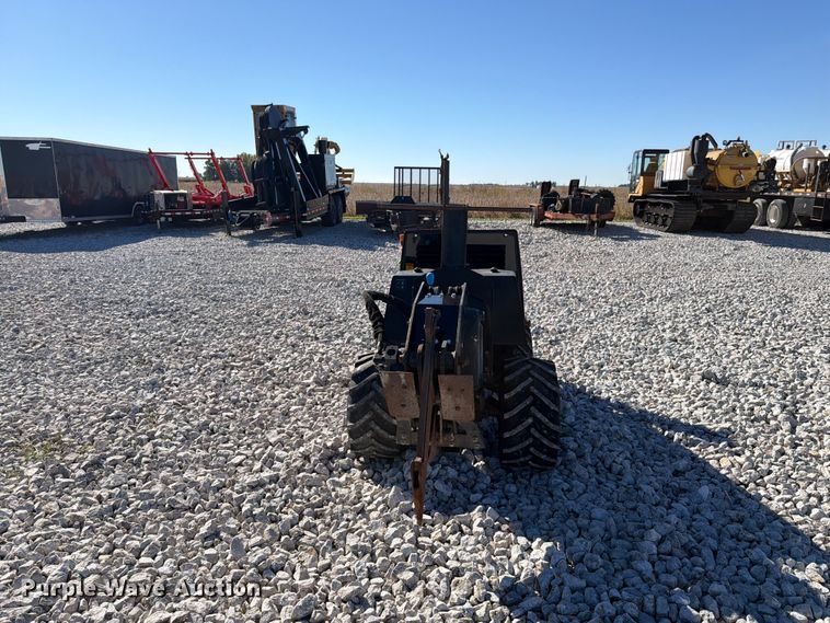 image for item EX4626 2012 Ditch Witch 410SX trencher