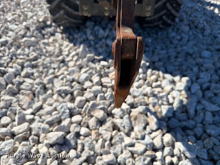 image for item EX4626 2012 Ditch Witch 410SX trencher