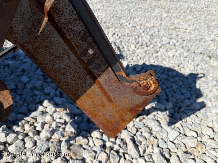 image for item EX4626 2012 Ditch Witch 410SX trencher