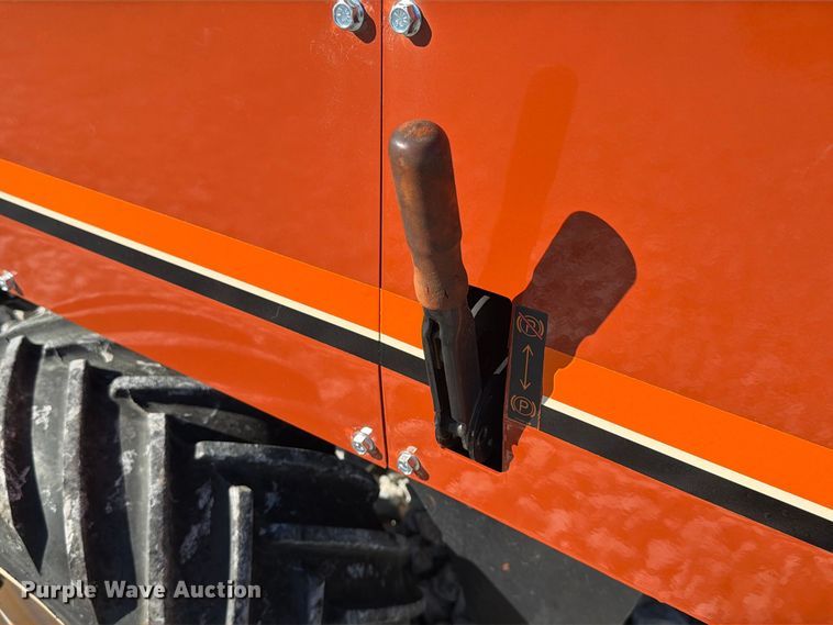 image for item EX4626 2012 Ditch Witch 410SX trencher
