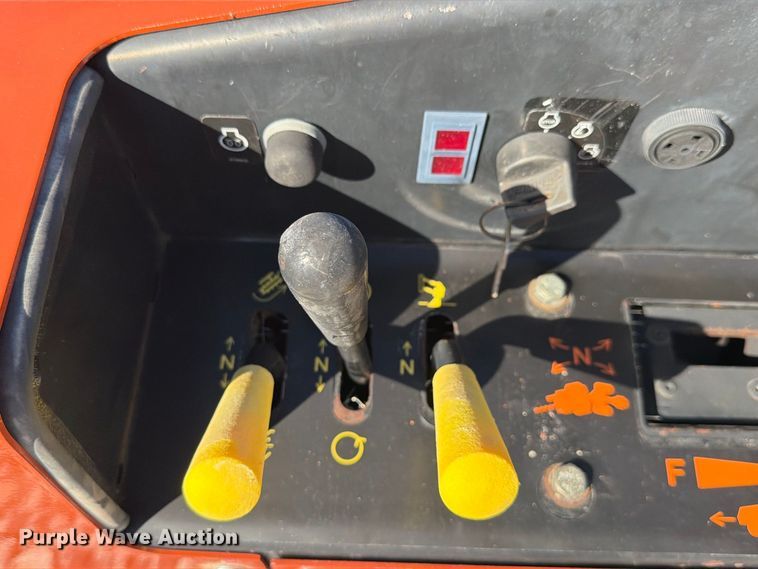 image for item EX4626 2012 Ditch Witch 410SX trencher