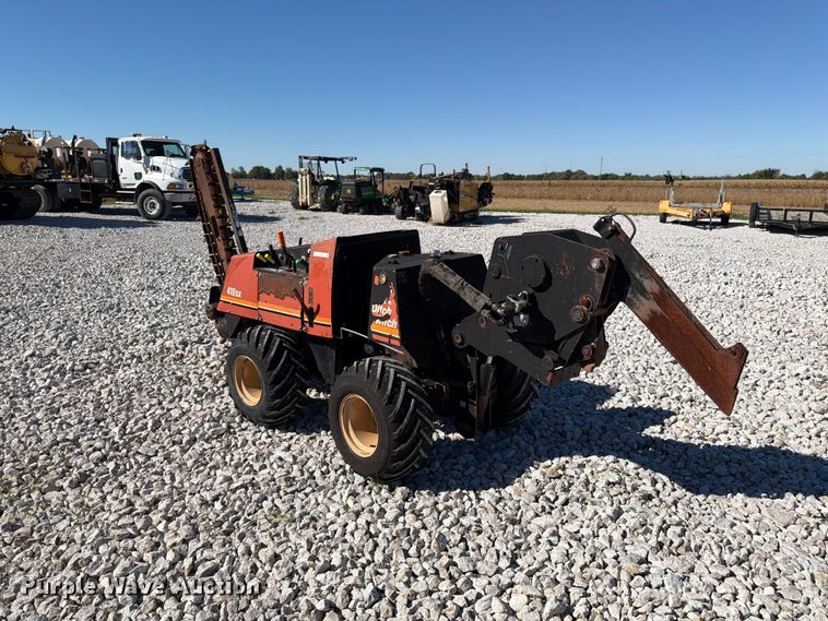 image for item EX4627 2006 Ditch Witch 410SX trencher