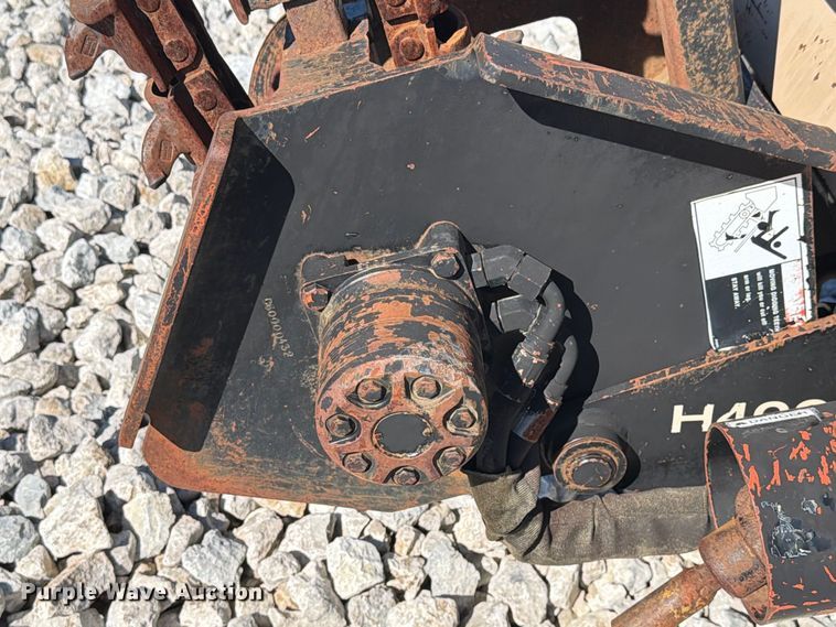 image for item EX4627 2006 Ditch Witch 410SX trencher