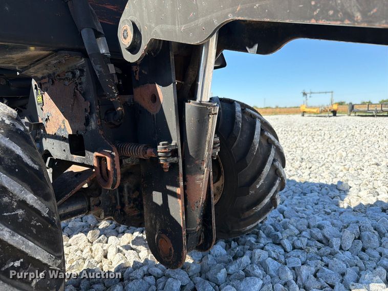 image for item EX4627 2006 Ditch Witch 410SX trencher