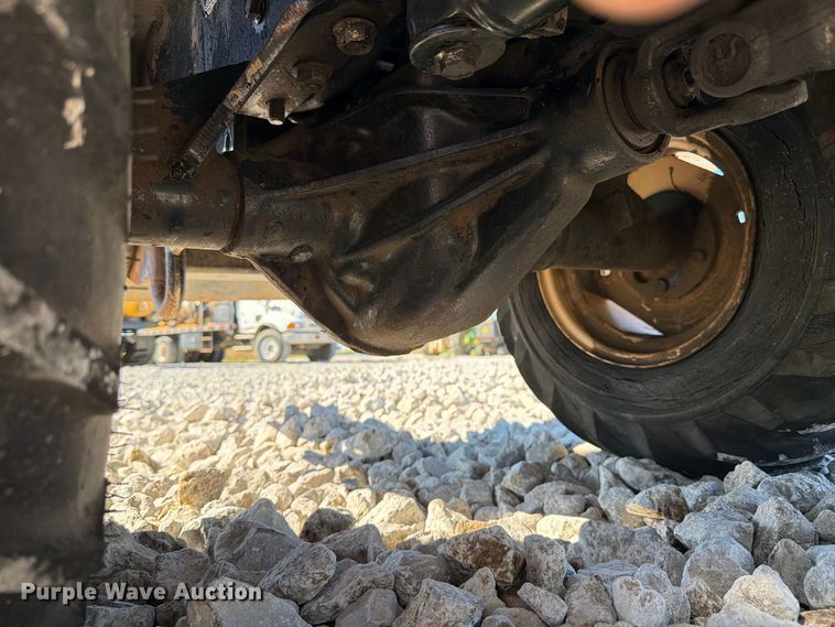 image for item EX4627 2006 Ditch Witch 410SX trencher