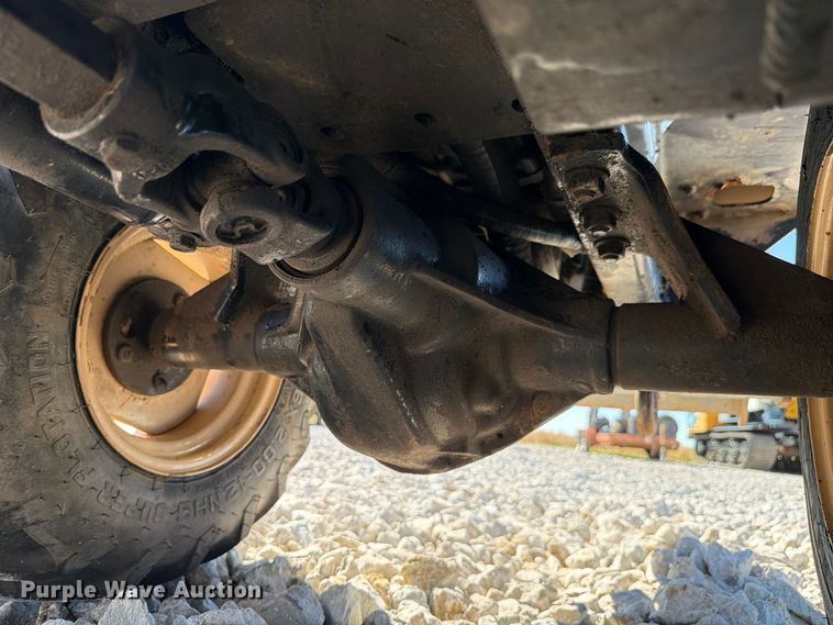image for item EX4627 2006 Ditch Witch 410SX trencher