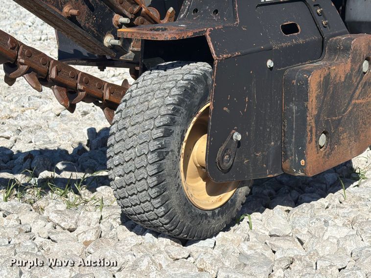 image for item EX4628 2008 Ditch Witch R300 trencher