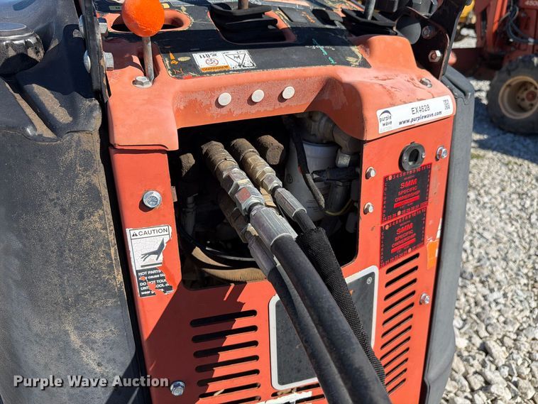 image for item EX4628 2008 Ditch Witch R300 trencher