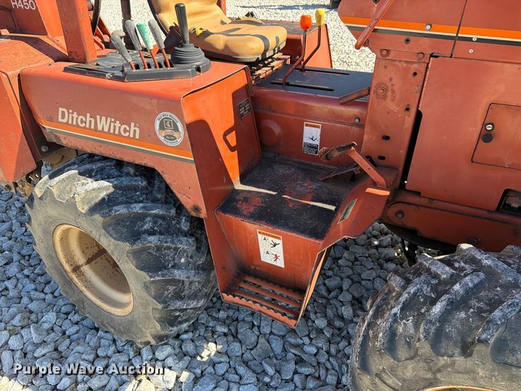 image for item EX4629 1995 Ditch Witch 4500 trencher