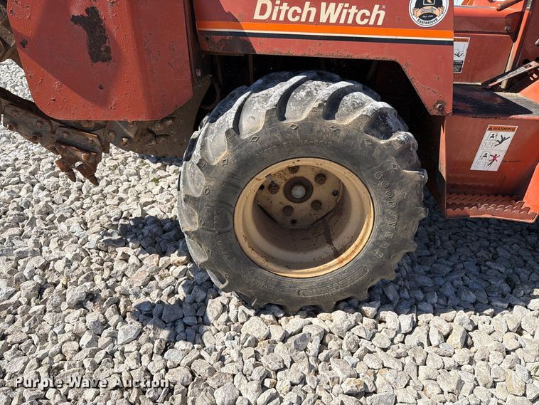 image for item EX4629 1995 Ditch Witch 4500 trencher