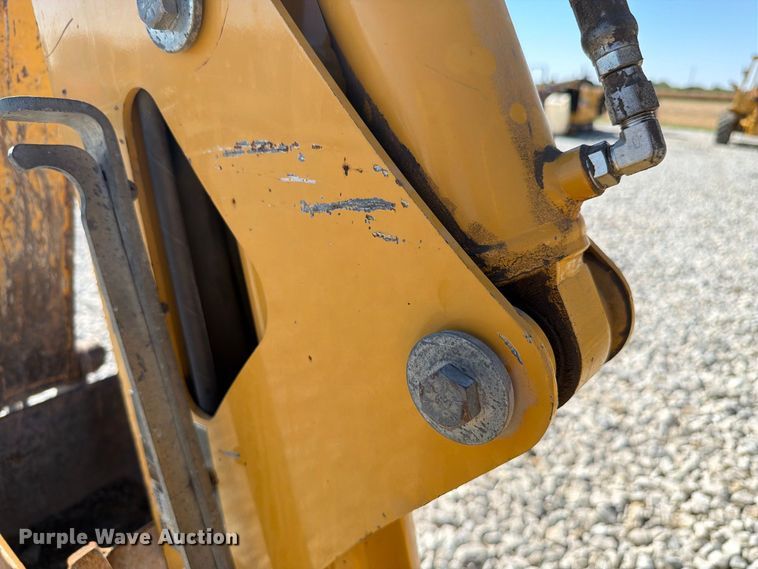 image for item EX4630 2004 Vermeer RT450 trencher