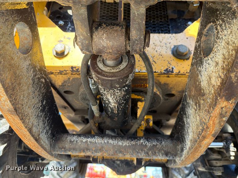 image for item EX4630 2004 Vermeer RT450 trencher