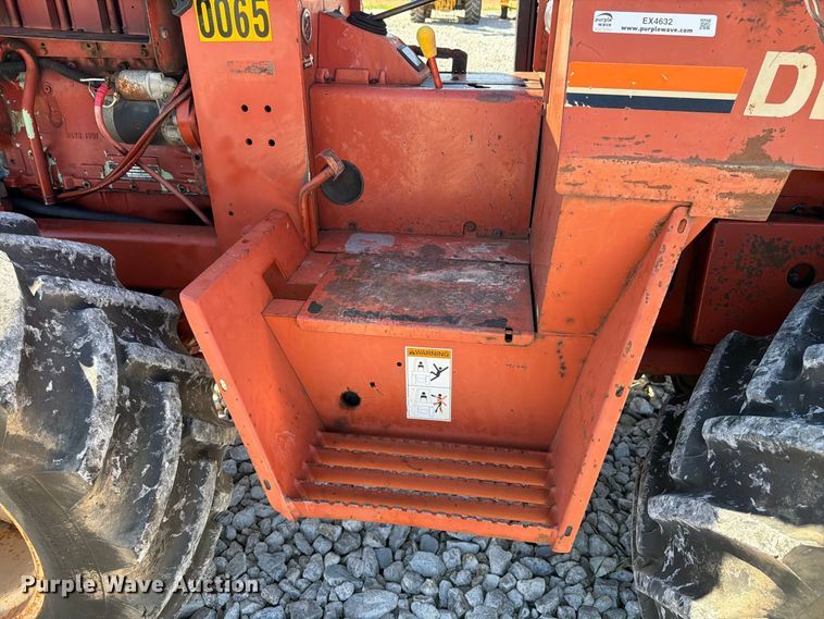 image for item EX4632 2001 Ditch Witch 7610 trencher