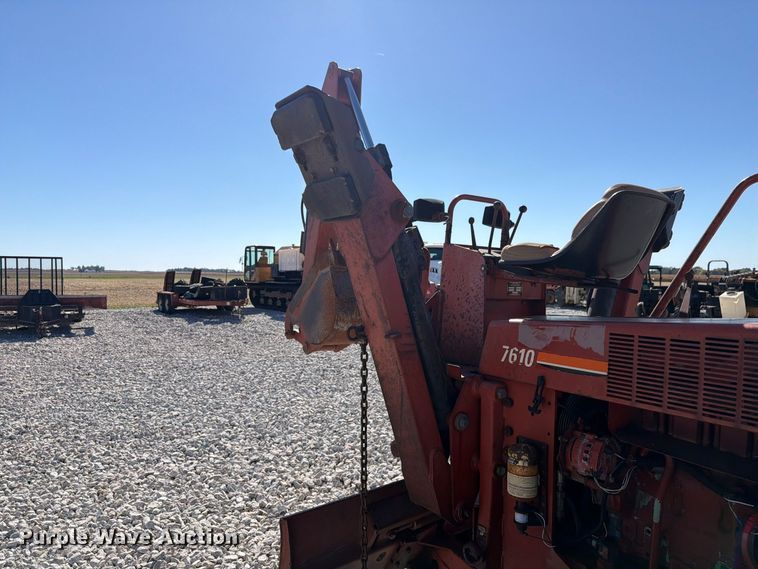image for item EX4632 2001 Ditch Witch 7610 trencher