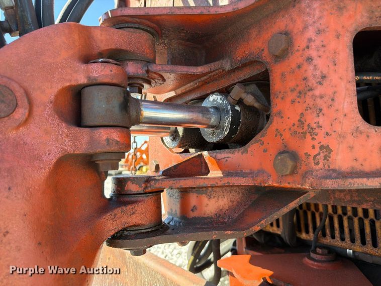 image for item EX4632 2001 Ditch Witch 7610 trencher