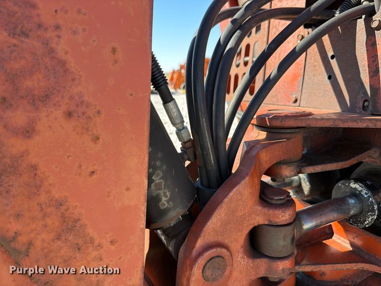 image for item EX4632 2001 Ditch Witch 7610 trencher