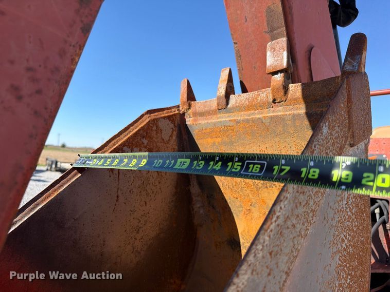image for item EX4632 2001 Ditch Witch 7610 trencher